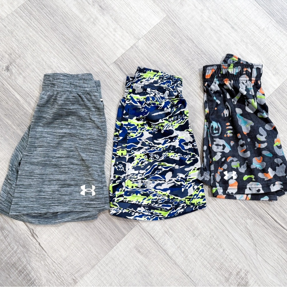Under Armour Kids Gray, Blue, and Multicolor Shorts Set